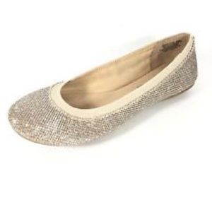 Bandolino B. Flexible